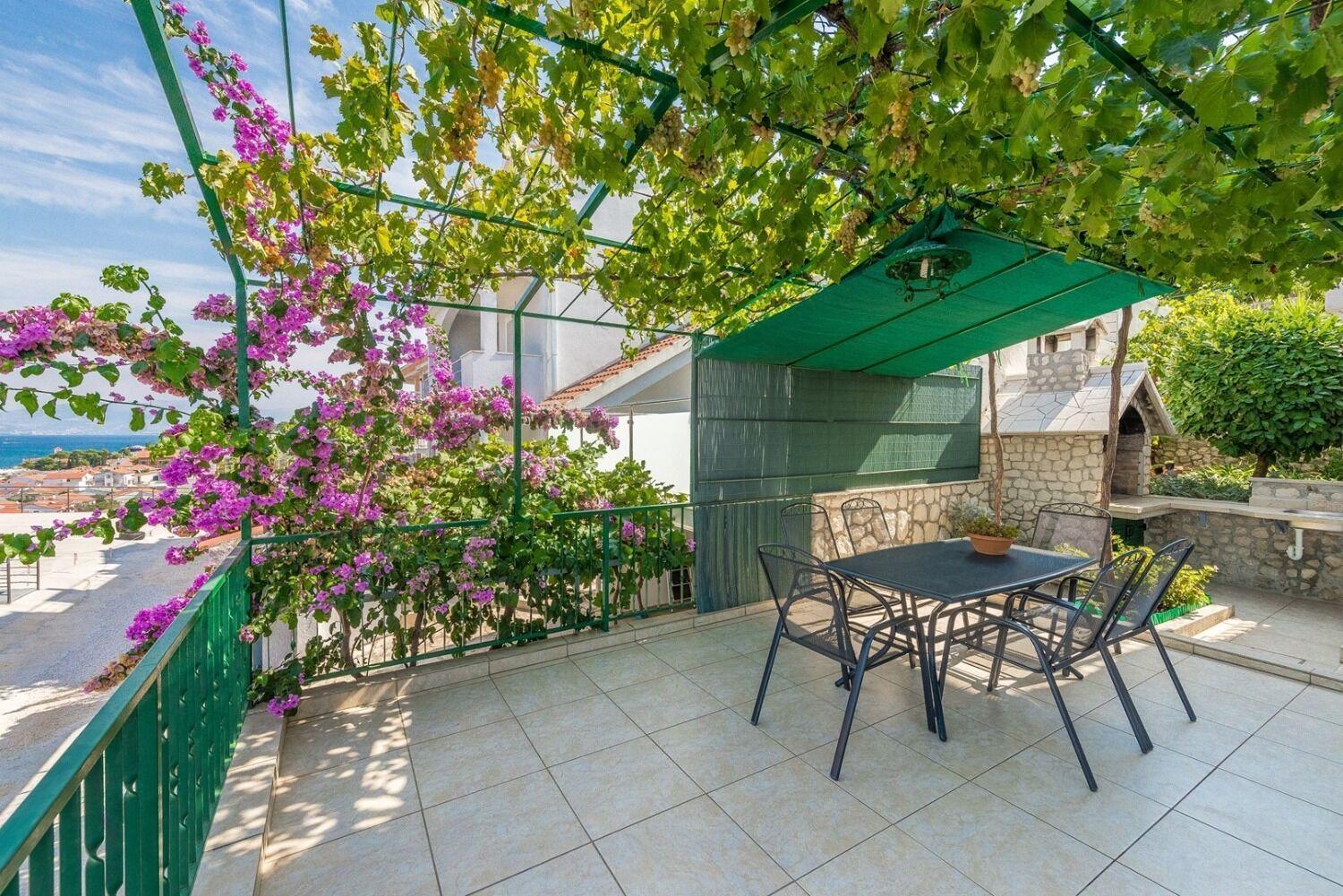 Apartment Bubi Trogir Exterior photo